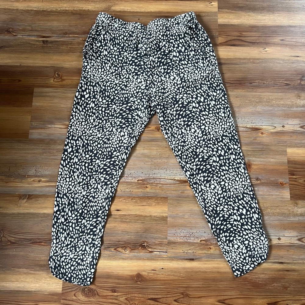 Saltwater Luxe Size M‎ Dark Gray White Rayon Light Lounge Pants Pockets